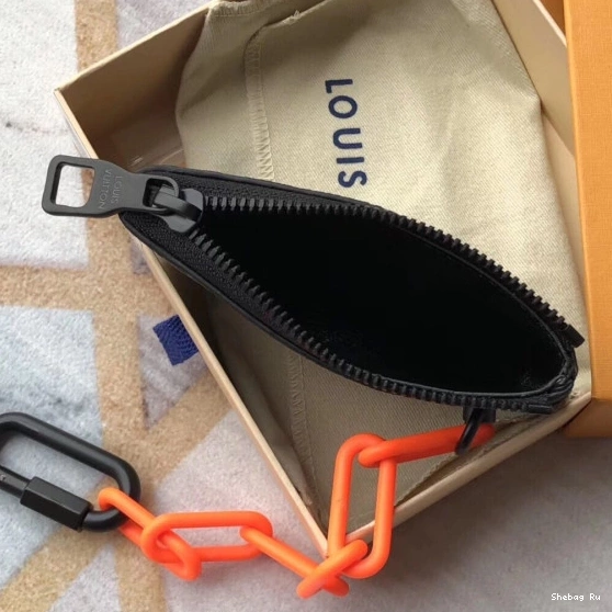 VUITTON LOUIS POUCH KEY 0805